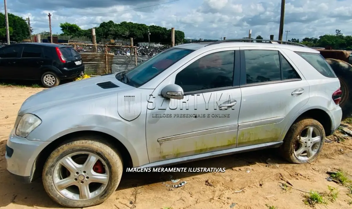 LOTE 003 - Caminhoneta I/M, BENZ ML 350, 2008