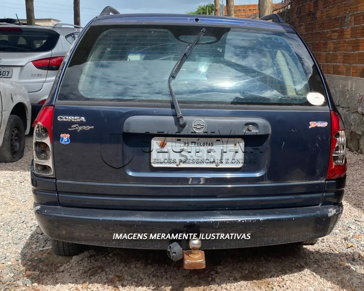 LOTE 001 - Leilão de um Corsa Super Wagon, 2000/2001