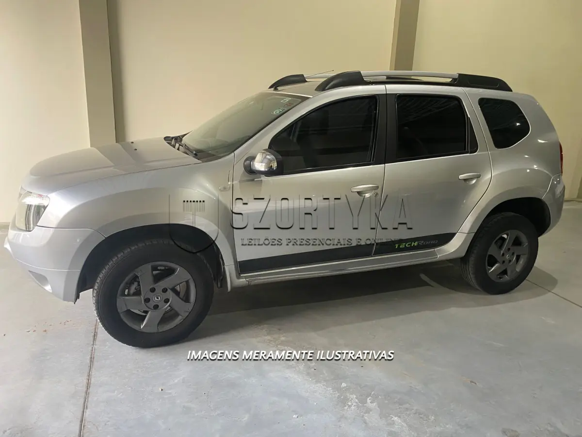 LOTE 001 - UM  RENAULT/DUSTER 4X2, 2013
