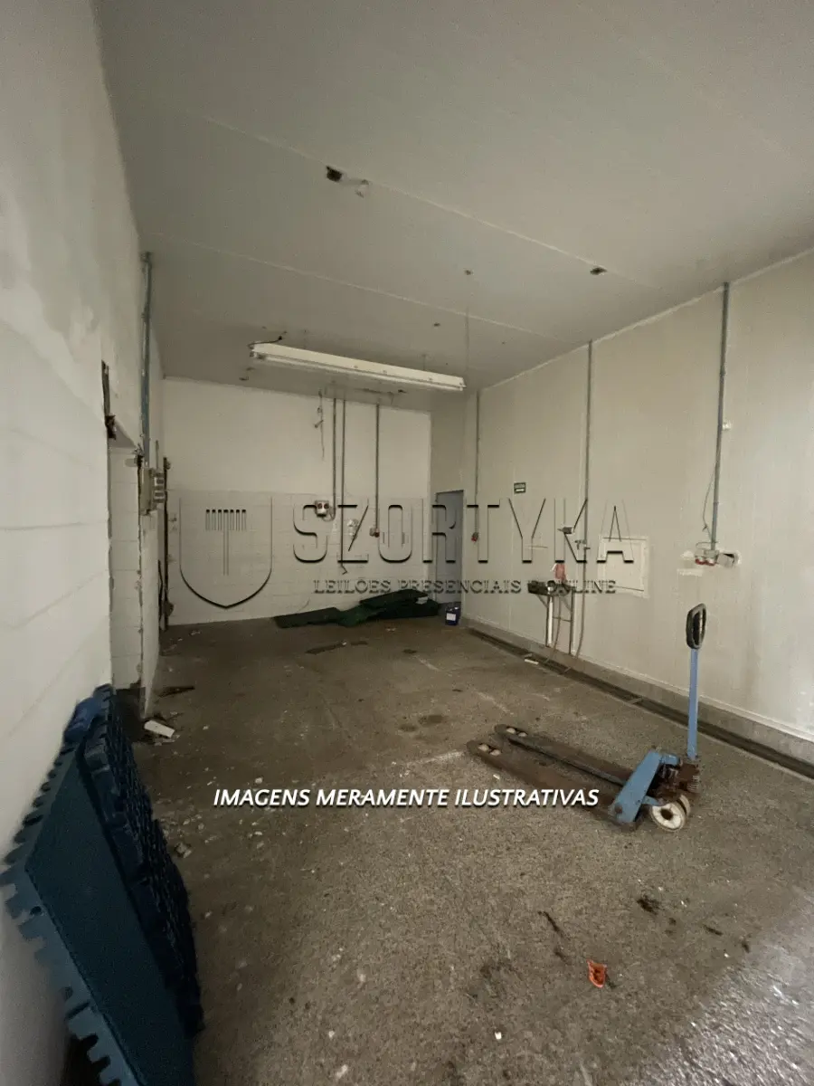LOTE 001 - COMPLEXO INDUSTRIAL EM MORRO REDONDO