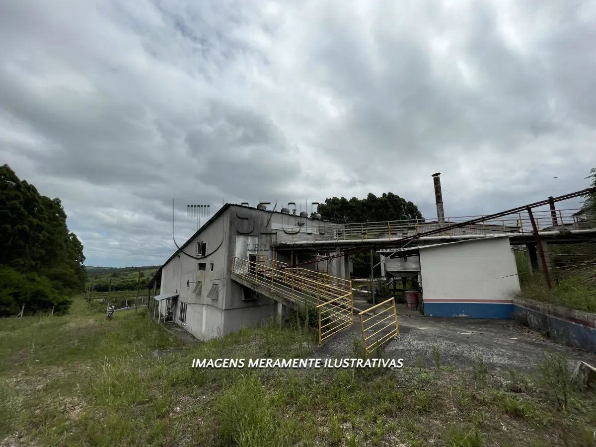 LOTE 001 - COMPLEXO INDUSTRIAL EM MORRO REDONDO