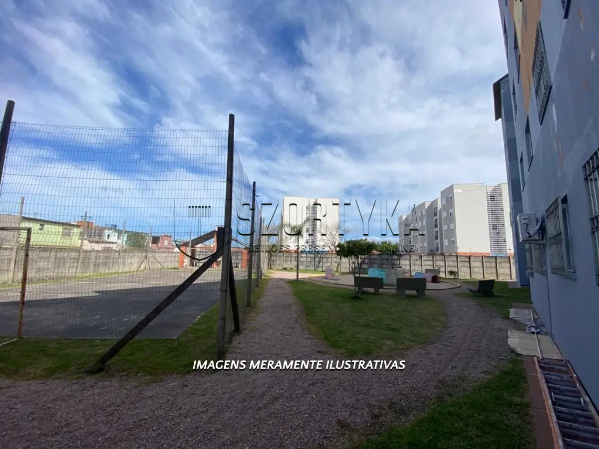 LOTE 001 - UM APARTAMENTO EM PELOTAS