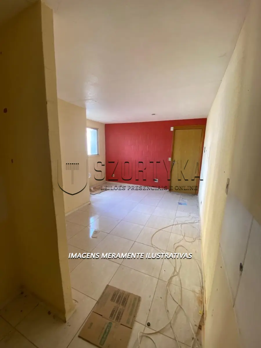 LOTE 001 - UM APARTAMENTO EM PELOTAS