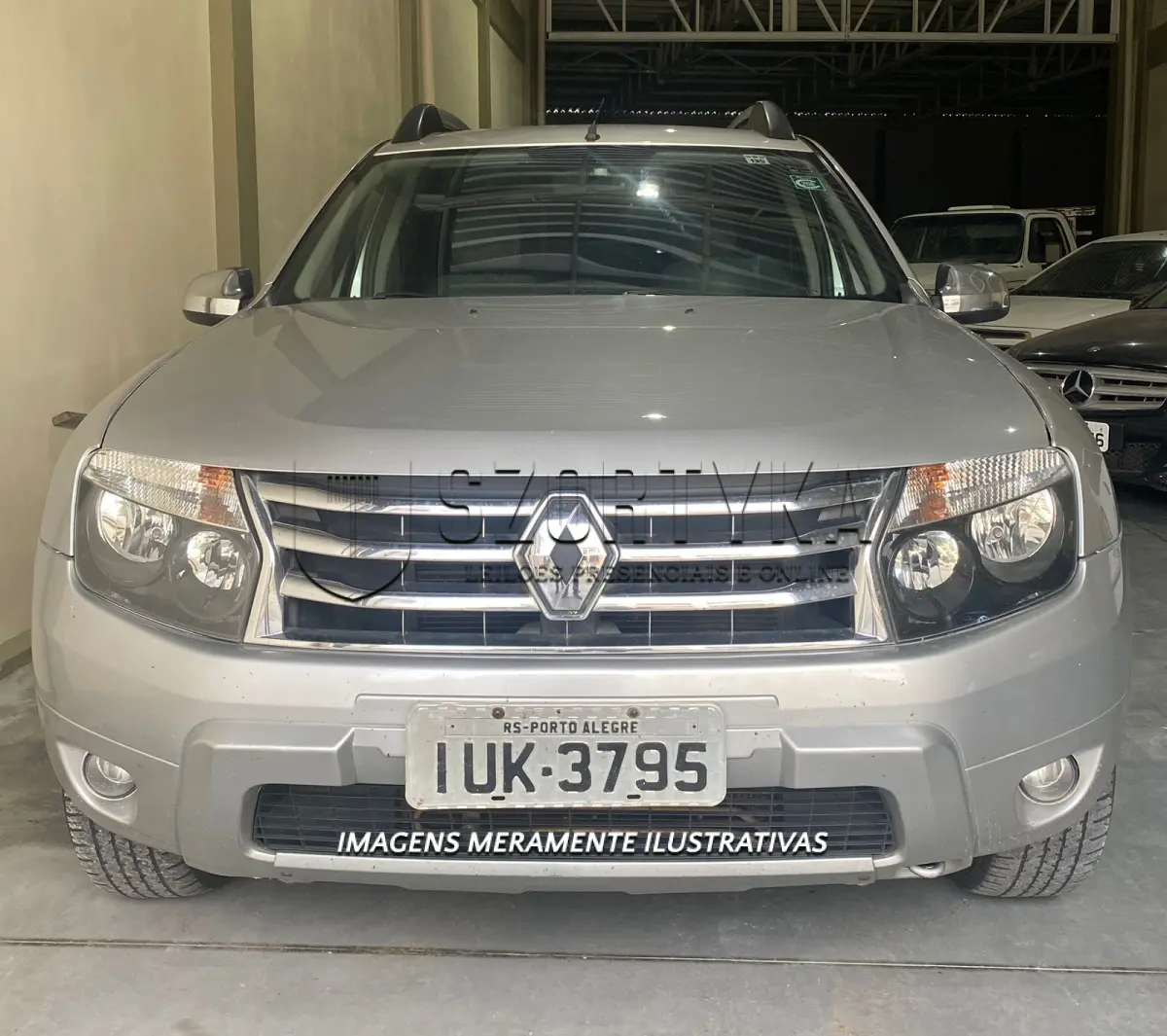 LOTE 001 - UM  RENAULT/DUSTER 4X2, 2013
