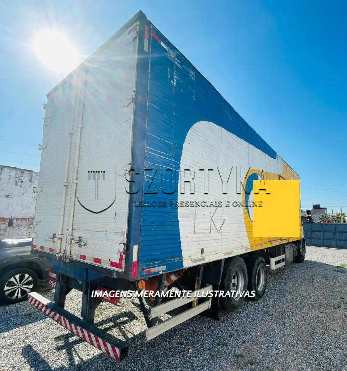 LOTE 002 - VEÍCULO VOLVO/VM 270 6X2R, ANO/MOD 2014/2014, COM BAÚ