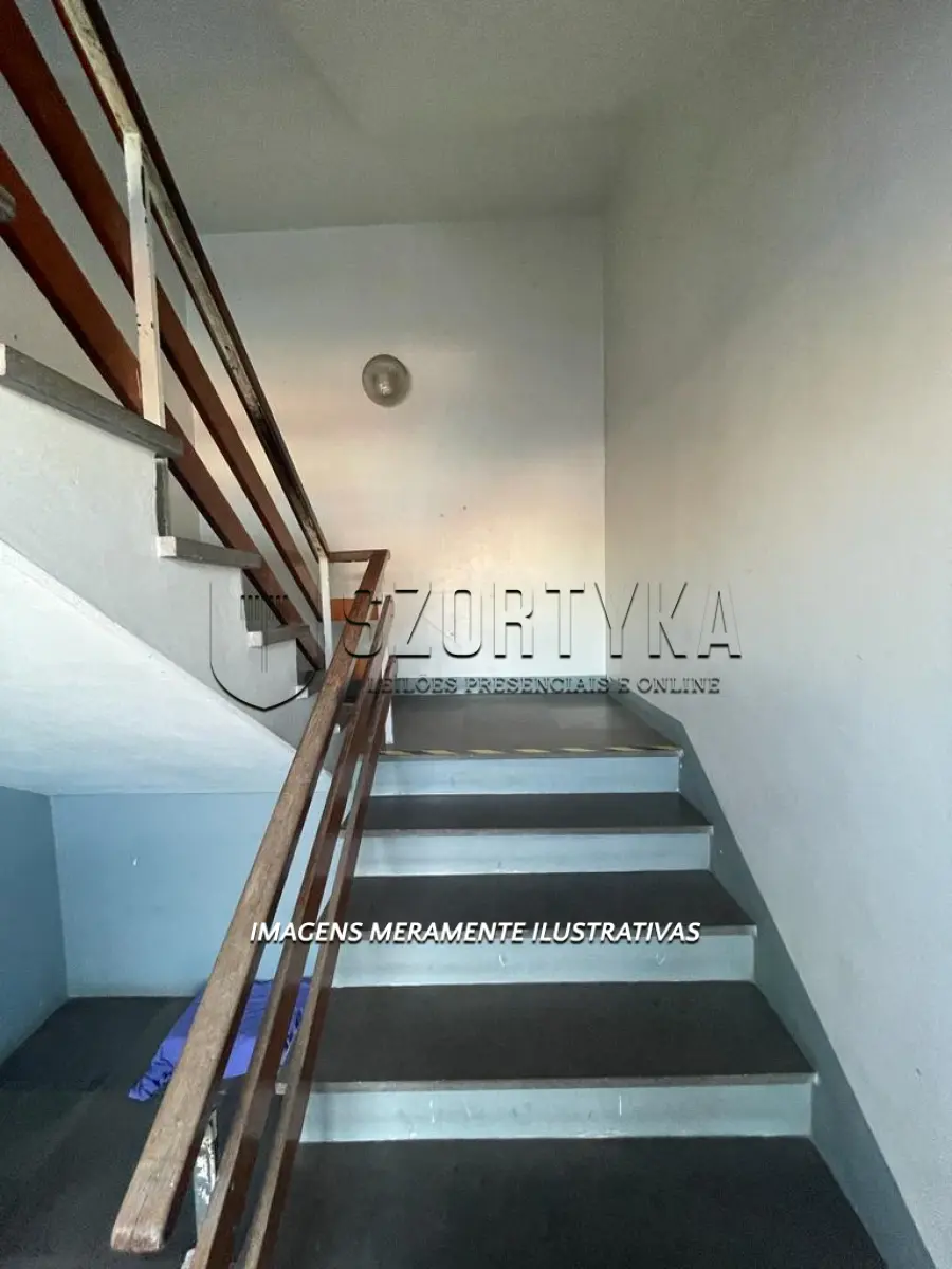 LOTE 000 - APARTAMENTO NA AVENIDA FERNANDO OSÓRIO COM 200M²