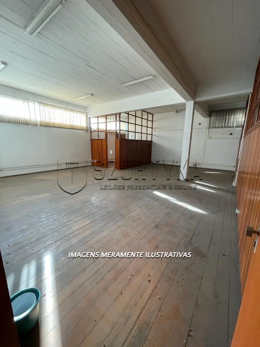 LOTE 001 - VENDA DIRETA DE UM IMÓVEL NA PRAÇA 20 DE SETEMBRO COM 5.663,77 m²