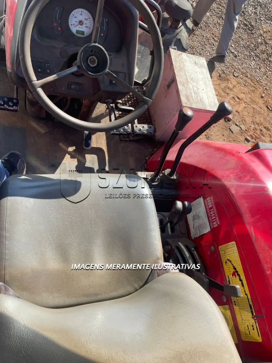 LOTE 007 - TRATOR MASSEY FERGUSON 4283 2014