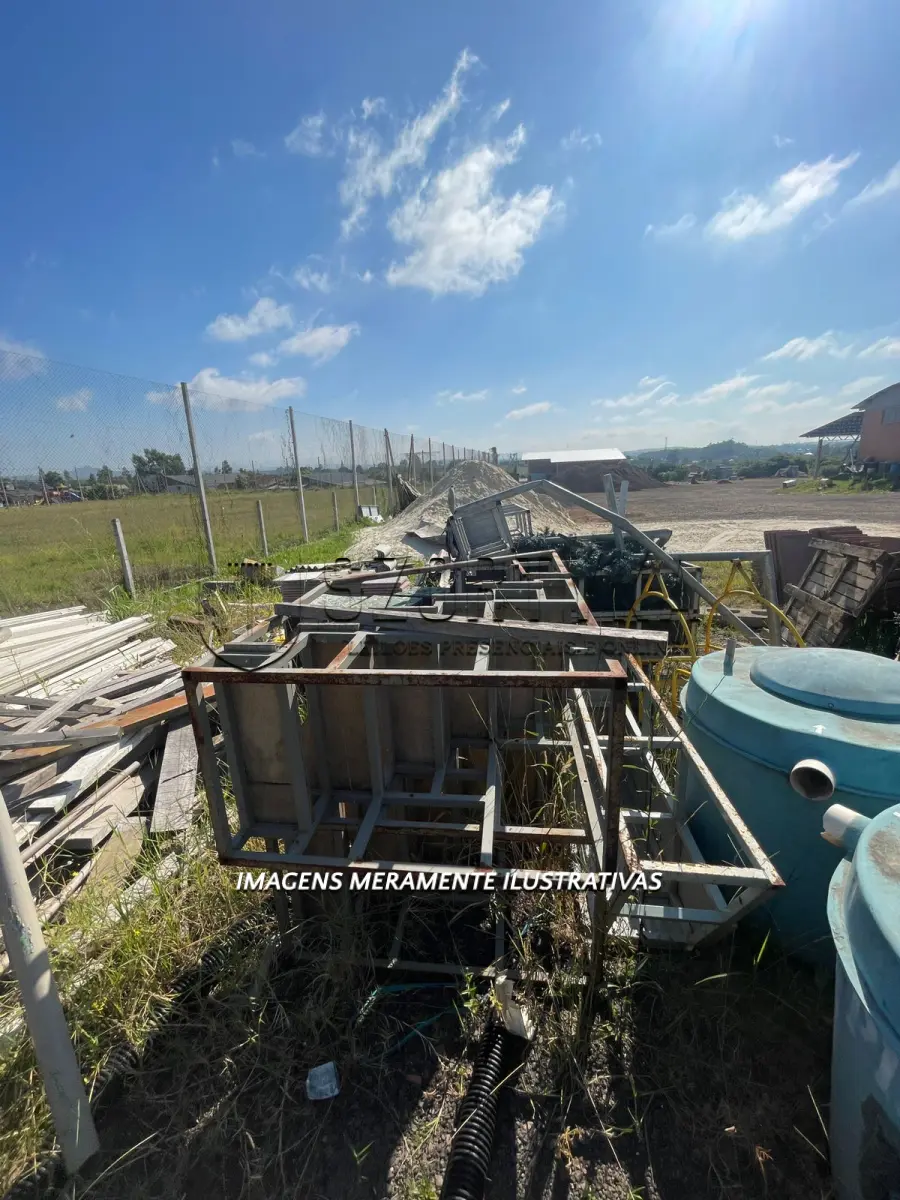 LOTE 001 - SUCATAS DIVERSAS