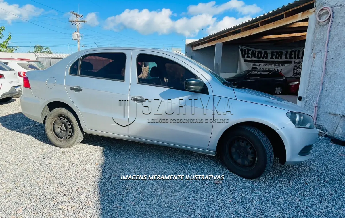 LOTE 003 - VW/VOYAGE, placas IWS5878, cor prata, ano/mod 2014/2015