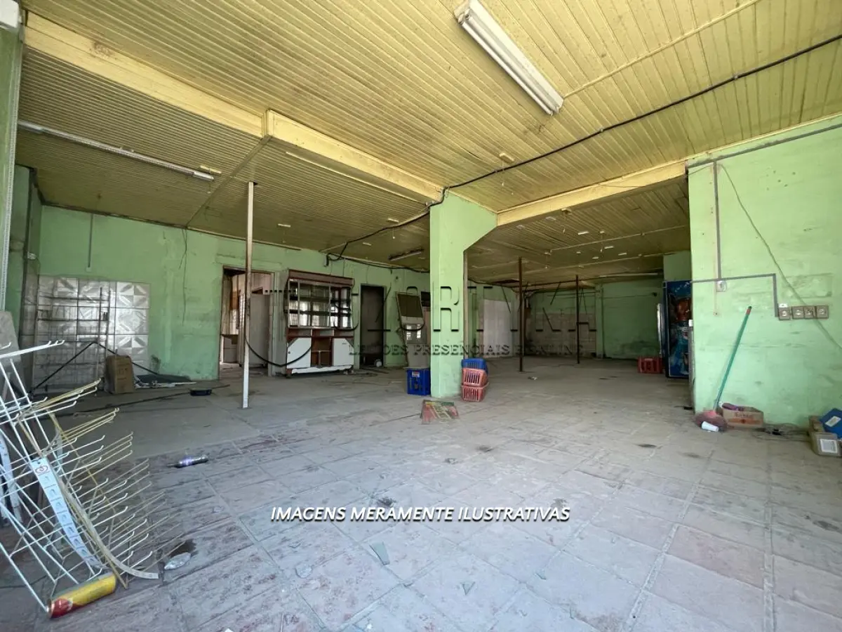 LOTE 001 - IMÓVEL COM 217M², EM TAPES