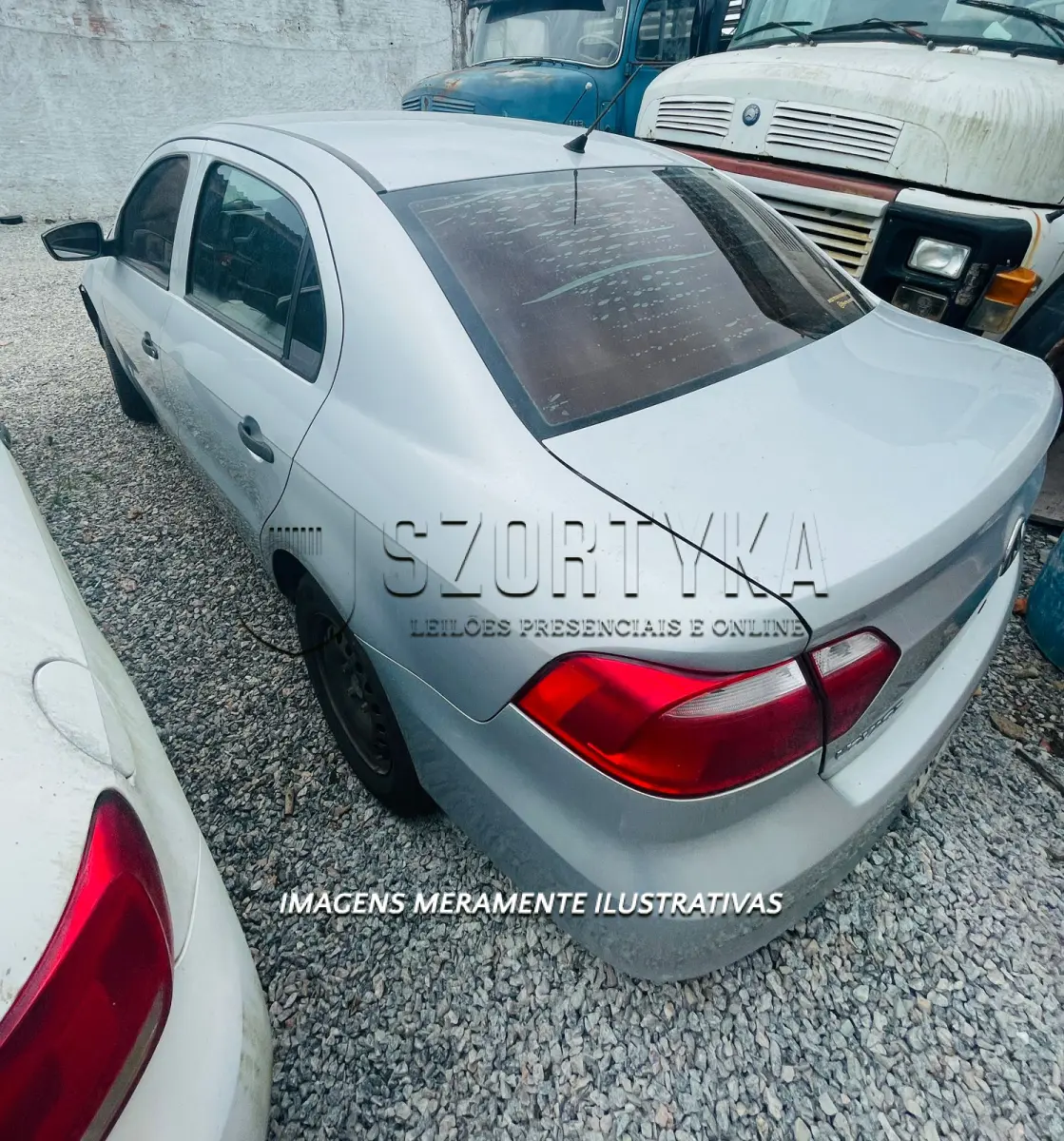 LOTE 003 - VW/VOYAGE, placas IWS5878, cor prata, ano/mod 2014/2015
