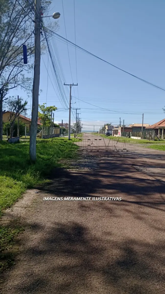 LOTE 001 - UMA CASA NA PRAIA EM CIDREIRA
