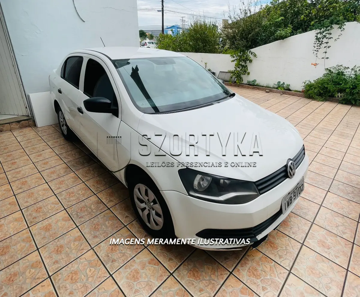 LOTE 004 - VW/VOYAGE, placas IWB9102, cor branca, ano/mod 2014/2015