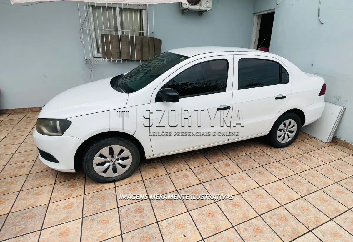 LOTE 004 - VW/VOYAGE, placas IWB9102, cor branca, ano/mod 2014/2015