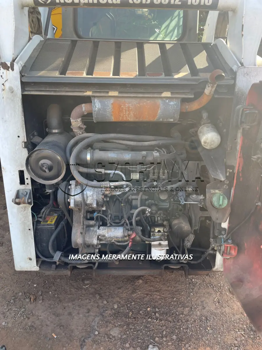 LOTE 005 - TRATOR DE RODAS BOBCAT 2011/2011