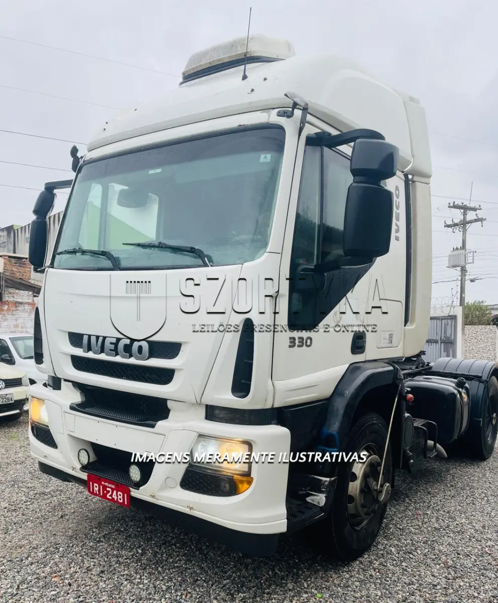 LOTE 001 - CAMINHÃO IVECO/CURSOR 450E33T, 2010/2011