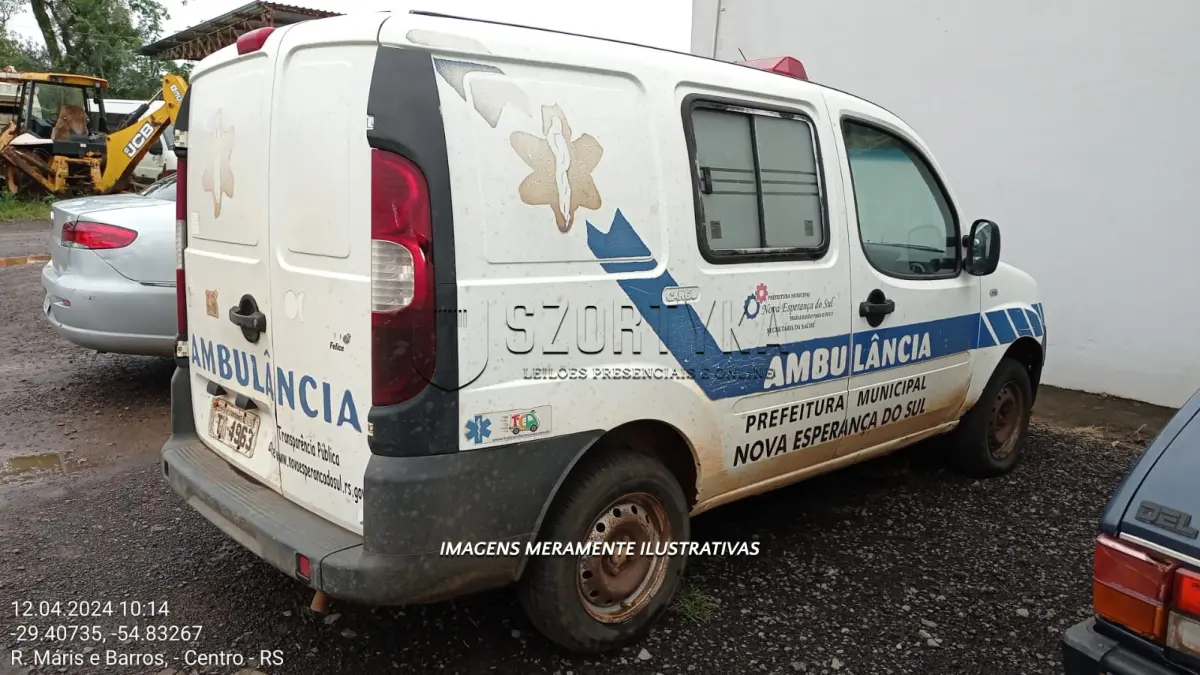 LOTE 003 - Fiat, Doblô 1.8.flex, ano 2012/2013