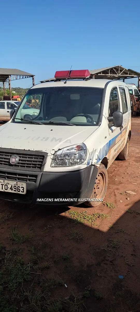 LOTE 003 - Fiat, Doblô 1.8.flex, ano 2012/2013