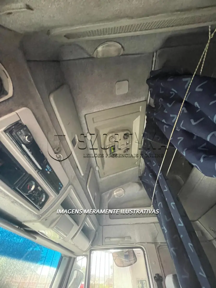 LOTE 001 - CAMINHÃO IVECO/CURSOR 450E33T, 2010/2011