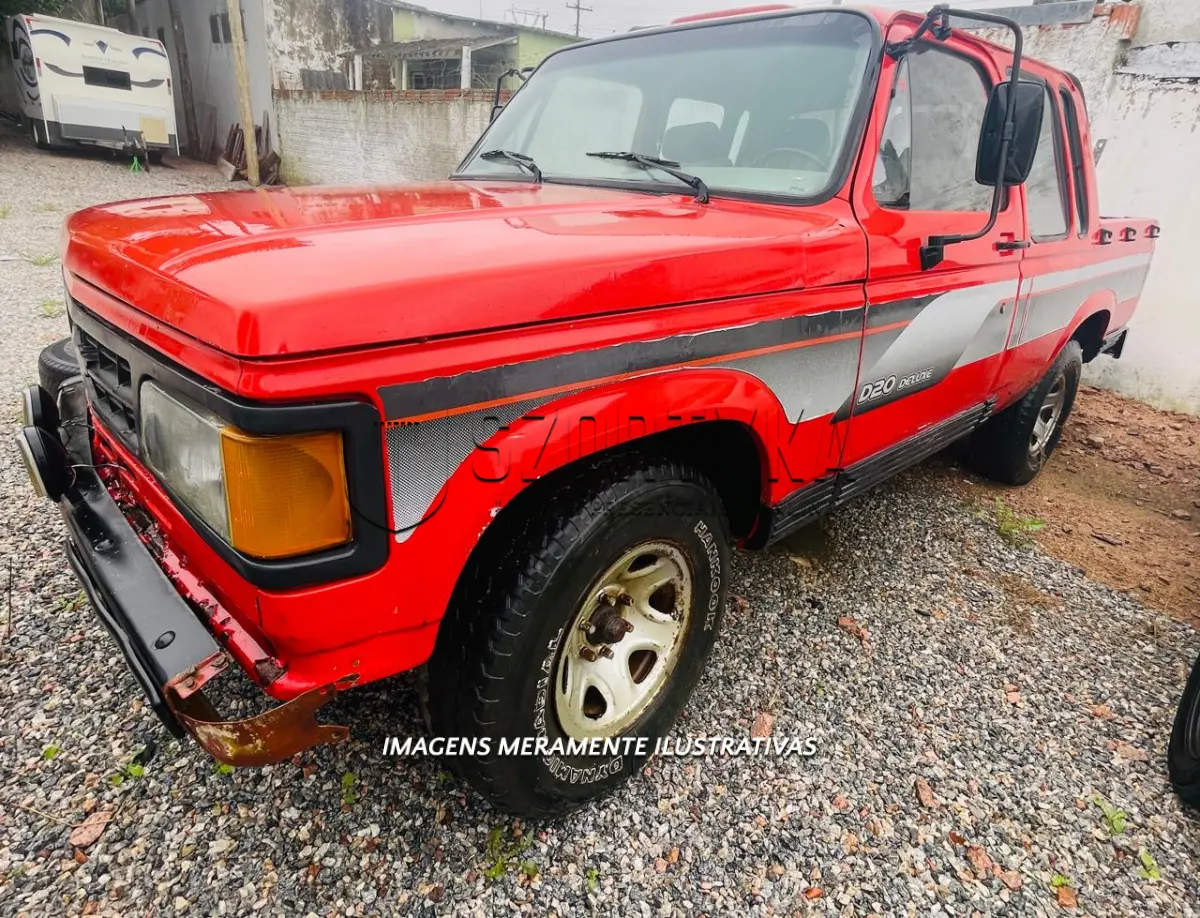 LOTE 001 - UMA GM/D20 CUSTOM 1986/1987