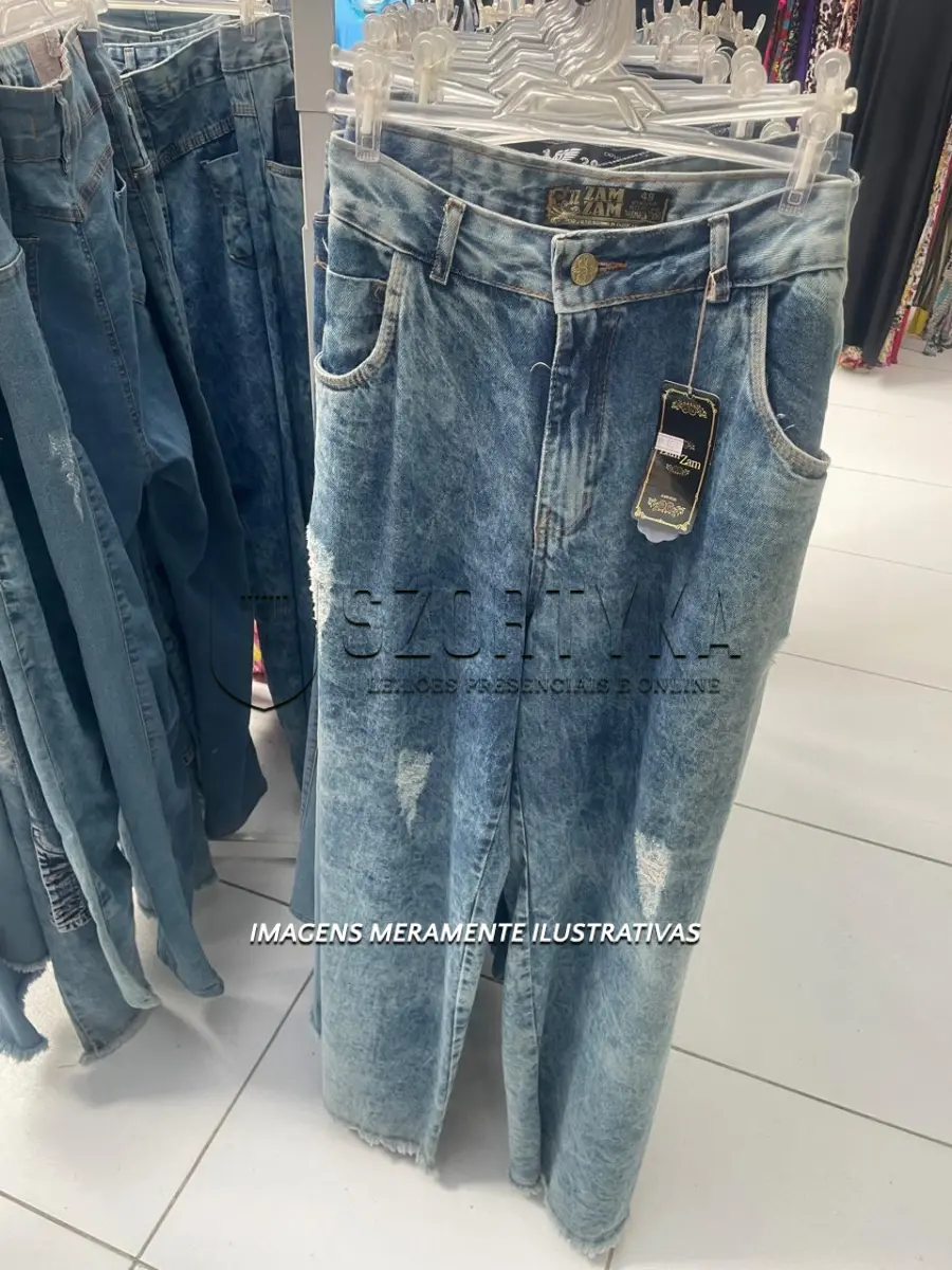 LOTE 003 - 36 CALÇAS JEANS FEMININAS, TAMANHOS VARIADOS
