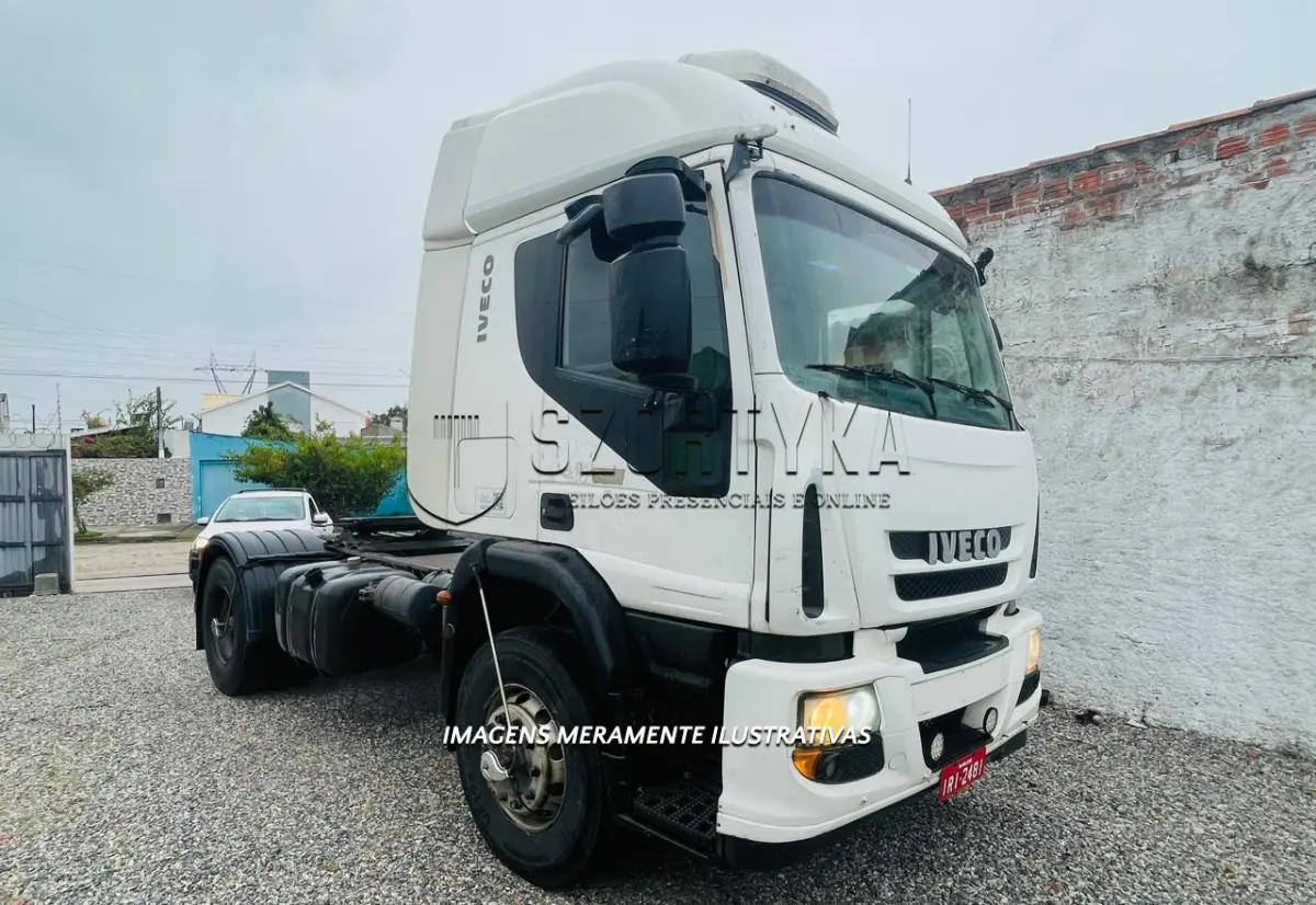 LOTE 001 - CAMINHÃO IVECO/CURSOR 450E33T, 2010/2011