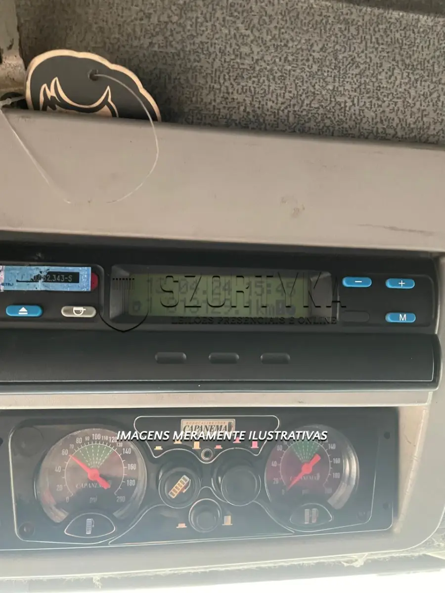 LOTE 001 - CAMINHÃO IVECO/CURSOR 450E33T, 2010/2011