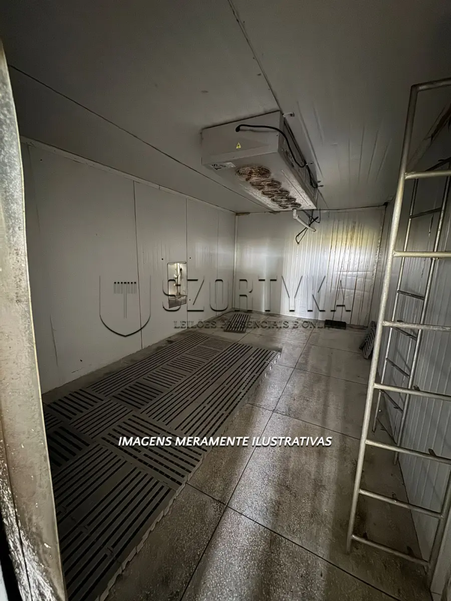 LOTE 002 - Câmara industrial para resfriamento