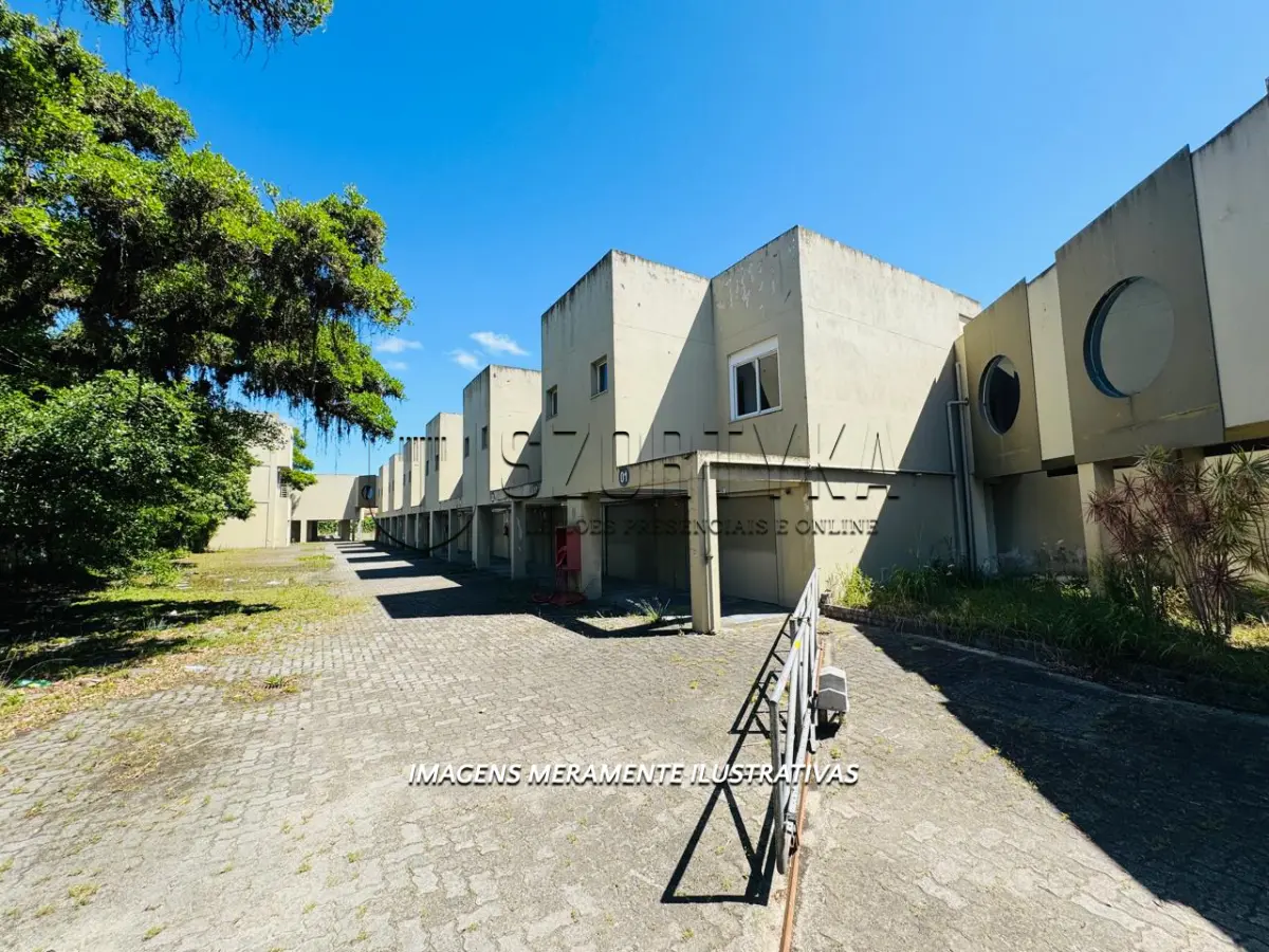 LOTE 001 - ÓTIMO IMÓVEL NA AV. FERREIRA VIANA EM PELOTAS