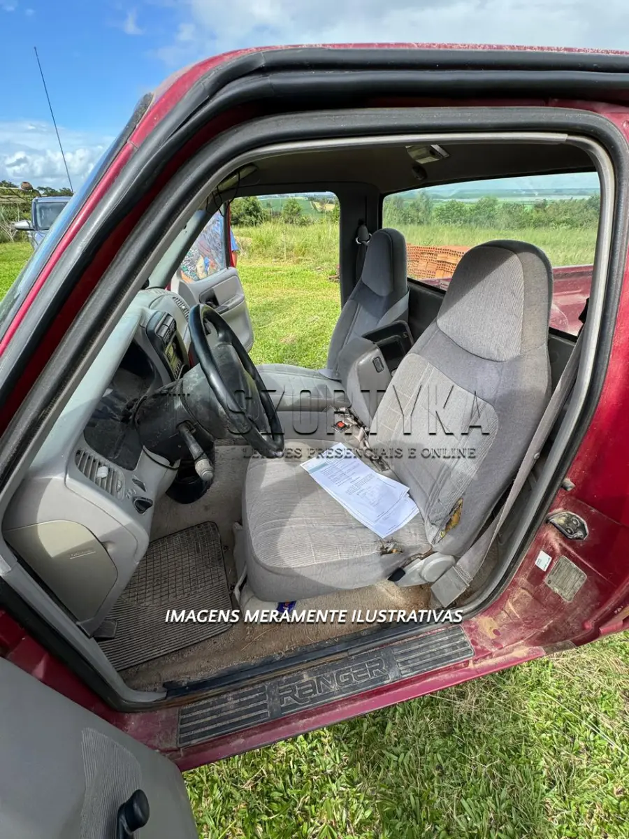 LOTE 001 - UMA FORD/RANGER CS 1996/1996, GASOLINA