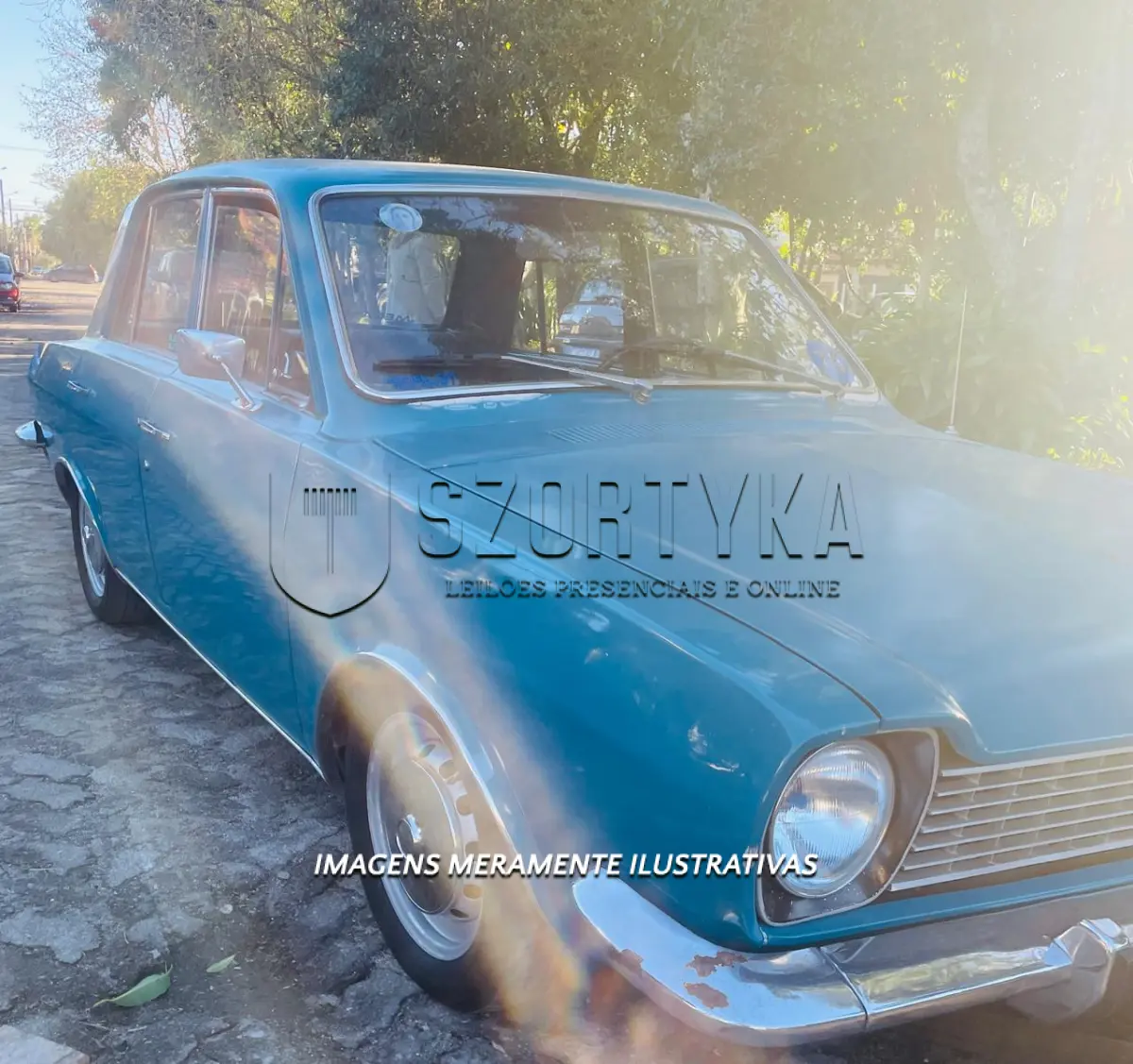 LOTE 002 - 01 veículo FORD/CORCEL LUXO, ano/mod 1975, placas IEY4F80, cor azul