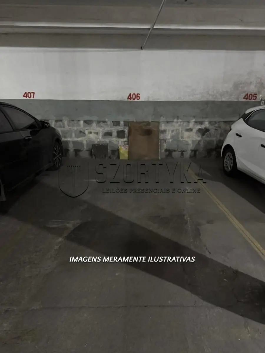 LOTE 001 - APARTAMENTO COM VAGA PARA ESTACIONAMENTO NO EDIFÍCIO TAMANDARÉ EM PELOTAS