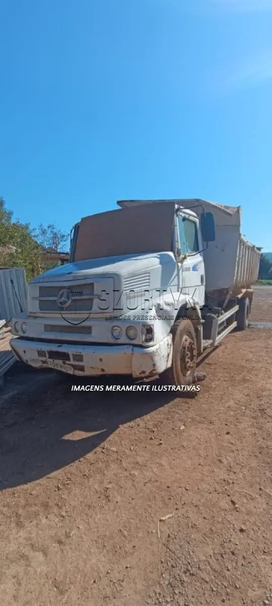 LOTE 010 - CAMINHÃO CARGA BASCULANTE MERCEDES BENS, L 1620, ANO/MOD 2007, COM 03 EIXOS