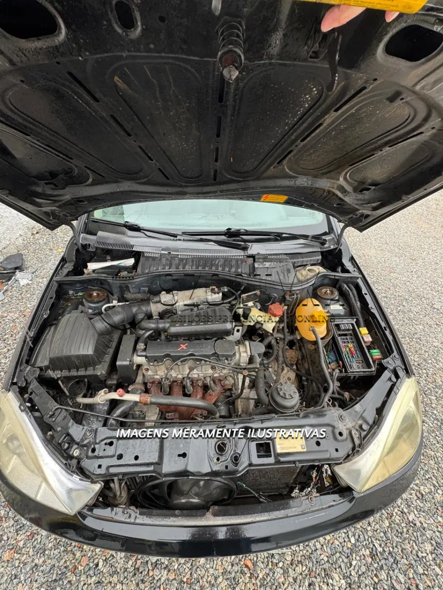 LOTE 001 - GM/CORSA SEDAN, 2005/2005
