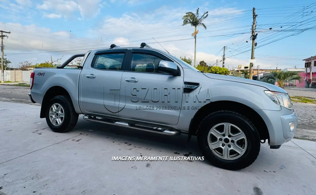 LOTE 001 - FORD RANGER XLT 3.2 4X4 CD, 2014