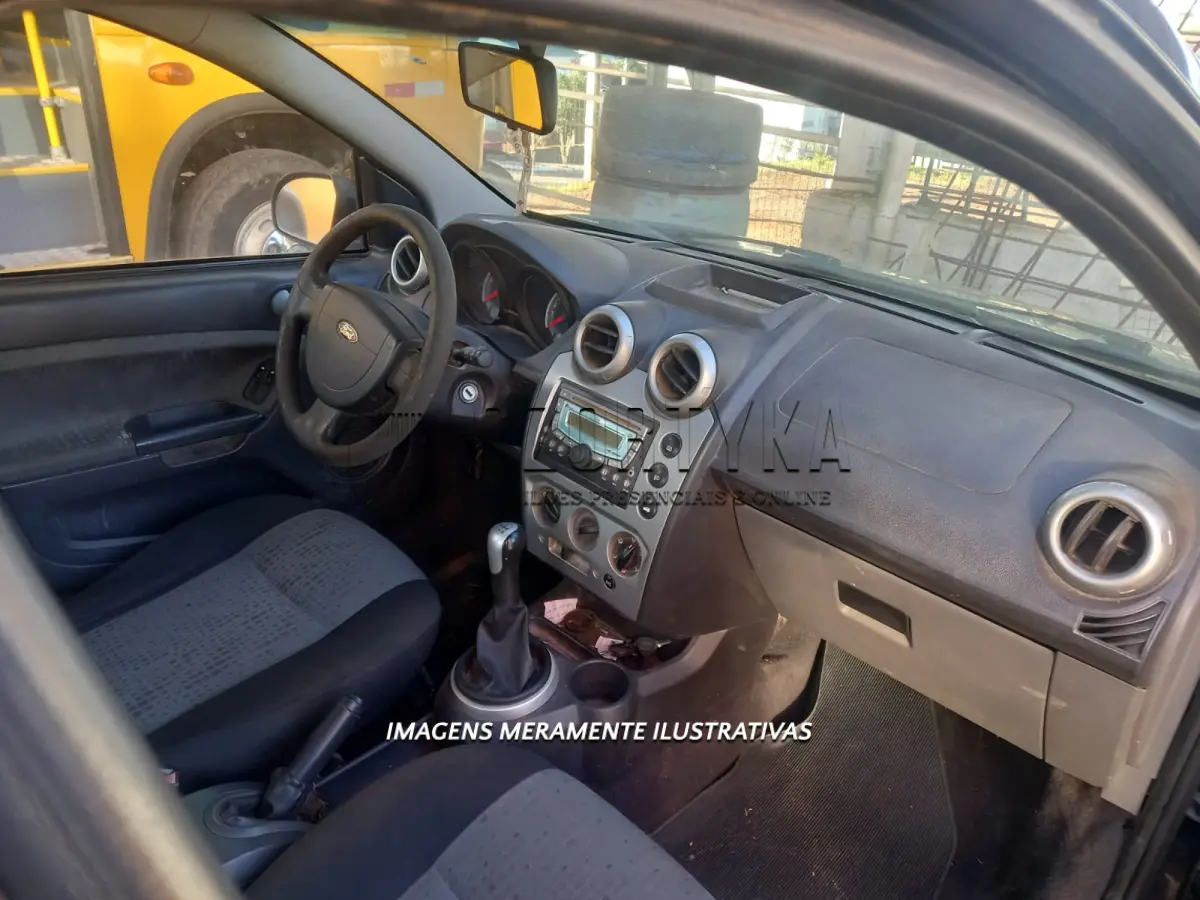 LOTE 011 - VEÍCULO FORD FIESTA SEDAN 1.6 FLEX, 2011/2012