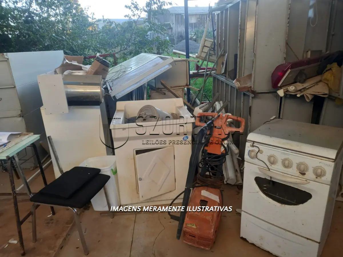 LOTE 015 - LOTE DE MATERIAIS DIVERSOS