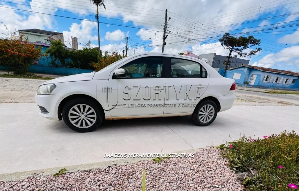 LOTE 001 - VW/VOYAGE CL, 2015