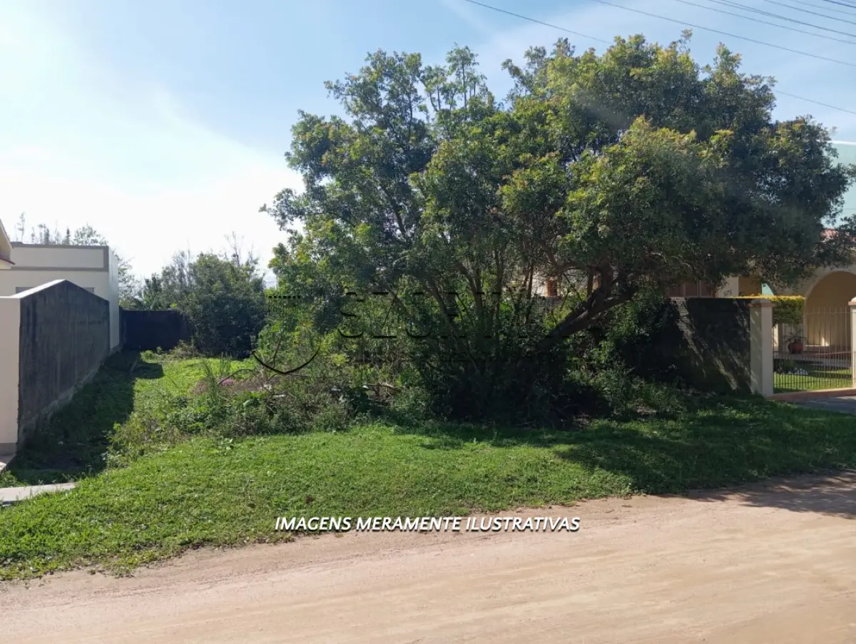 LOTE 002 - Um terreno urbano, situado nesta cidade de São Lourenço do Sul, com trezentos e trinta metros quadrados (330,00m²)