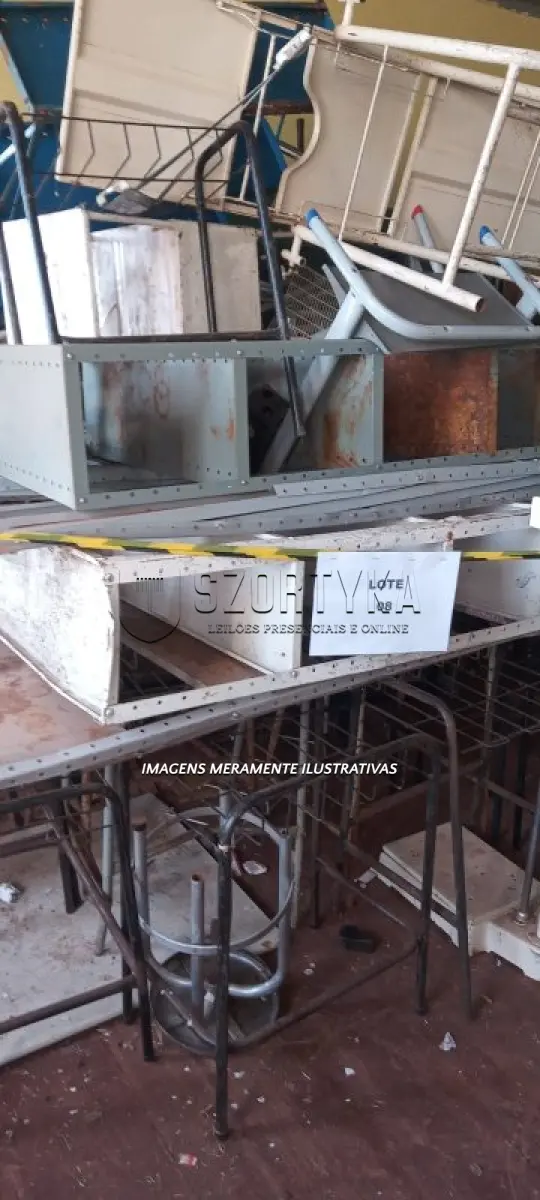 LOTE 008 - SUCATAS METÁLICAS