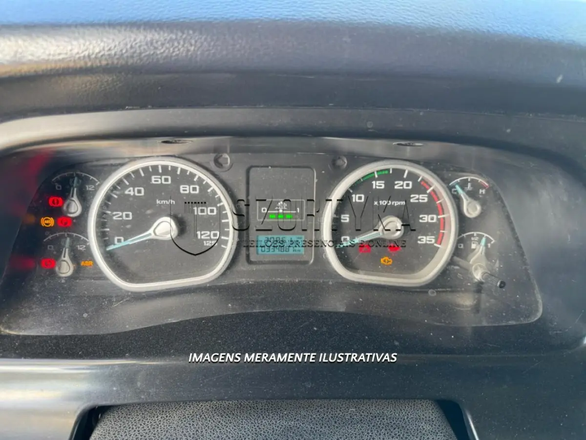LOTE 001 - Ford/Cargo 2429 L, placas IUD9A39, ano/modelo 2013/2013, cor azul, diesel, 4 eixos, carroceria basculante/cabine estendida.