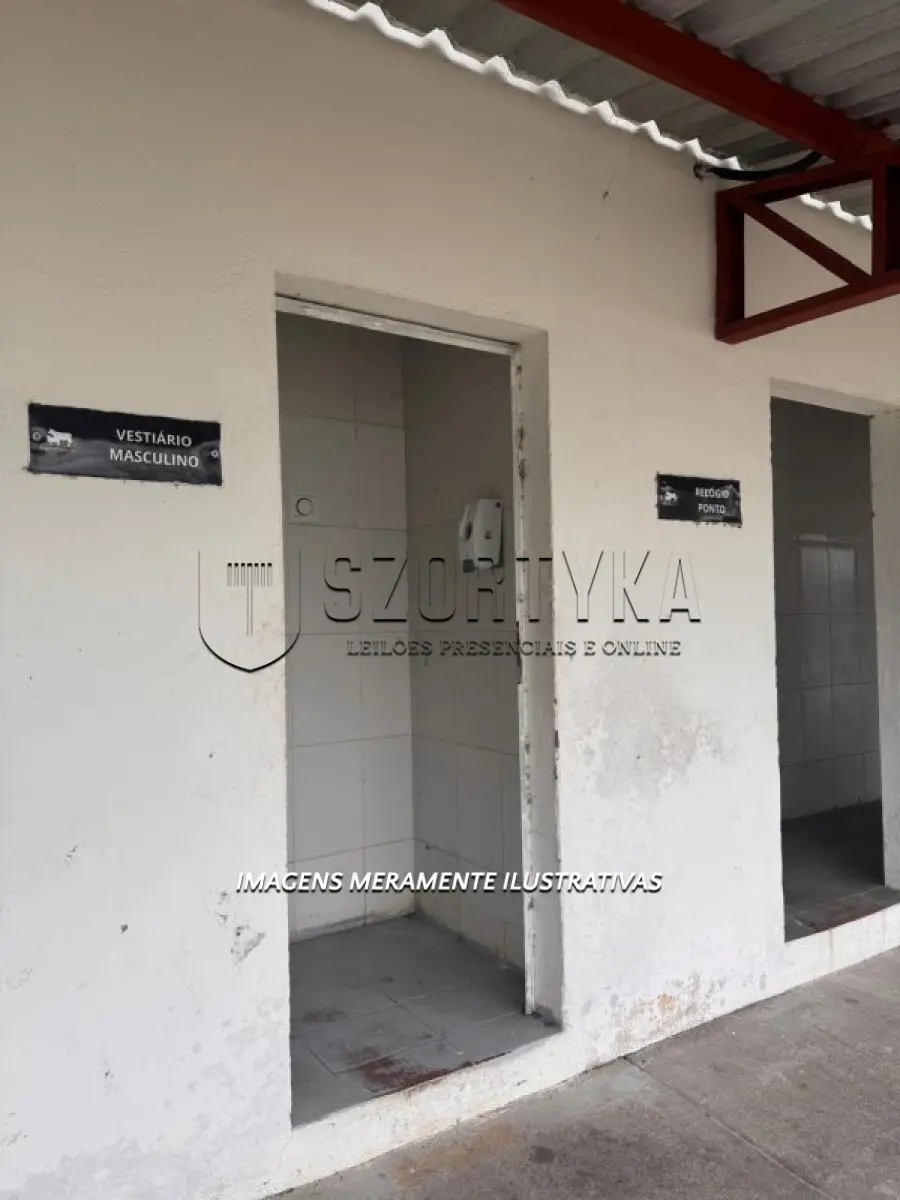 LOTE 001 - IMÓVEL INDUSTRIAL COM ÁREA DE 13,3193 HA COM ESTRUTURA DE FRIGORÍFICO