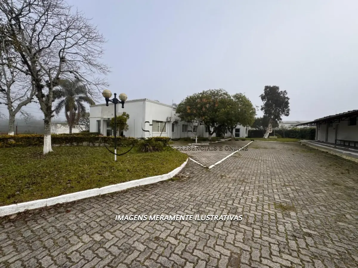 LOTE 001 - IMÓVEL INDUSTRIAL COM ÁREA DE 13,3193 HA COM ESTRUTURA DE FRIGORÍFICO