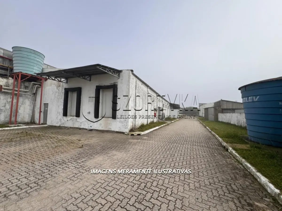 LOTE 001 - IMÓVEL INDUSTRIAL COM ÁREA DE 13,3193 HA COM ESTRUTURA DE FRIGORÍFICO