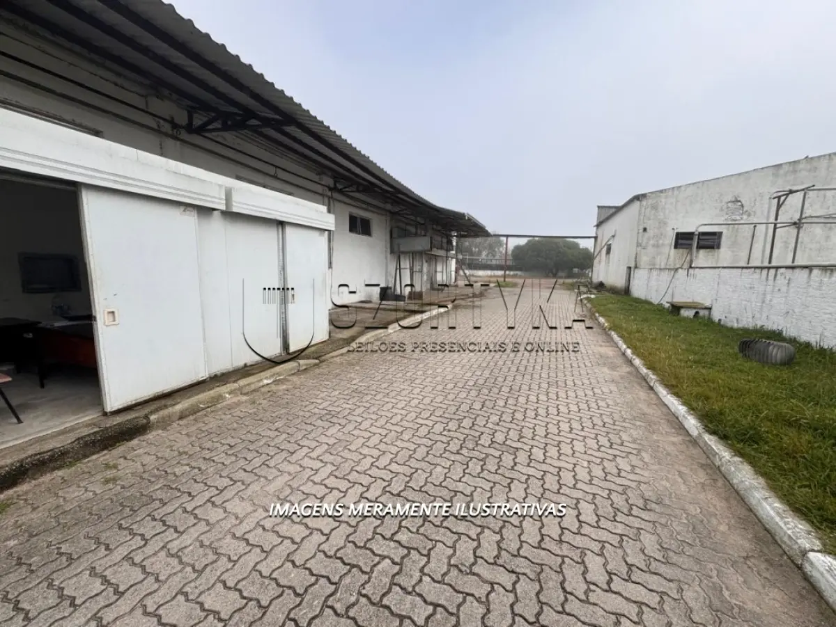 LOTE 001 - IMÓVEL INDUSTRIAL COM ÁREA DE 13,3193 HA COM ESTRUTURA DE FRIGORÍFICO