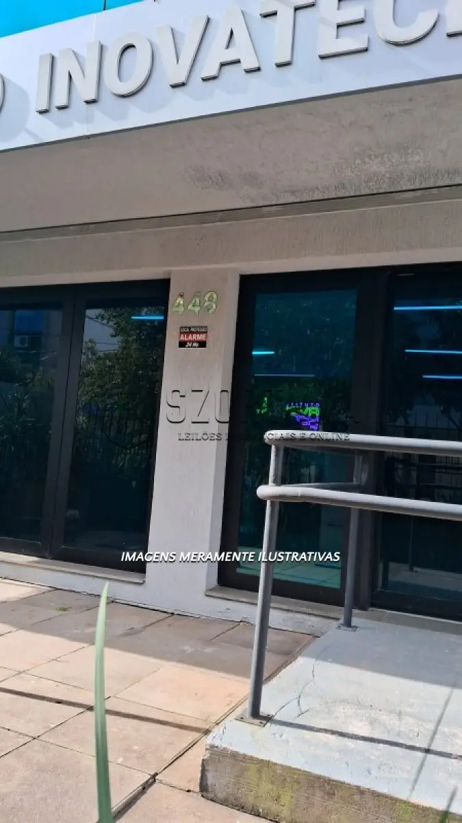 LOTE 001 - PRÉDIO COMERCIAL DE ALTO PADRÃO NO BAIRRO SANTANA, EM PORTO ALEGRE/RS