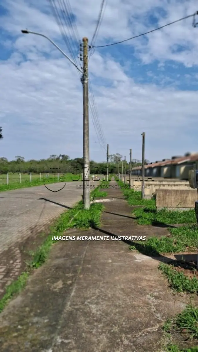 LOTE 002 - CASA Nº 371 (A e B)