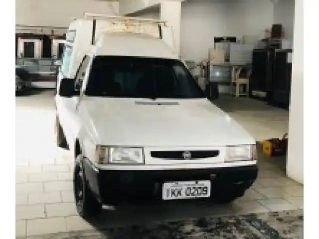 LEILÃO DE UM VEÍCULO FIAT/FIORINO IE, ANO/MOD 2001/2002