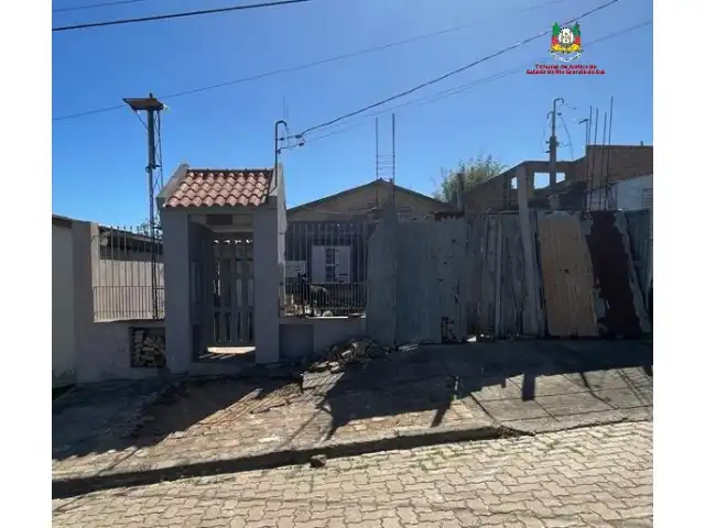 LEILÃO DE UM IMÓVEL COM 376,76M², EM SÃO LOURENÇO DO SUL